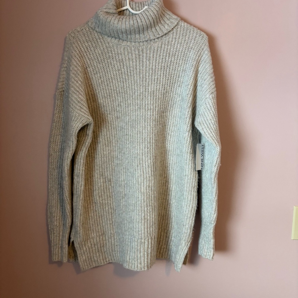 💙($40) Nine West NWT Tan Cowl Neck Sweater